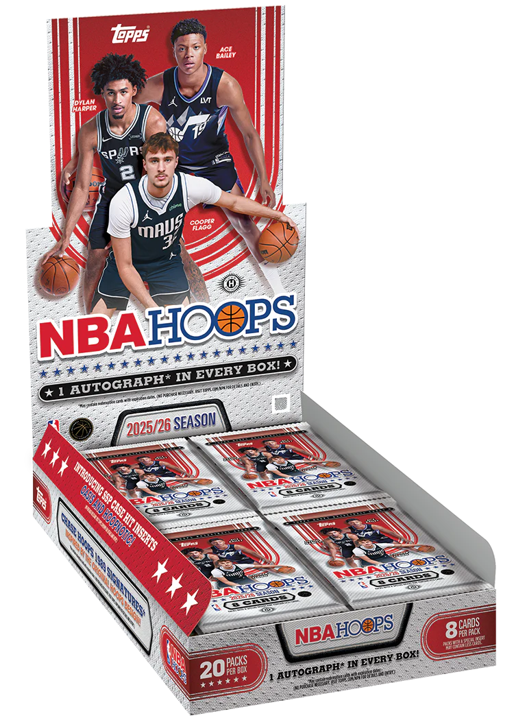 2025/26 Topps NBA Hoops Hobby Box – geöffnetes rot-weisses Display mit drei Basketballspielern und Packs